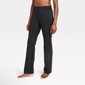 Women's Brushed Sculpt Curvy Pocket Straight Leg Pants from All In Motion